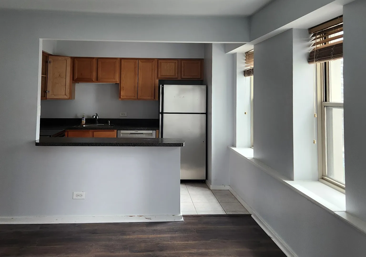 1 bed, 585 sqft, $2,000 — Photo 3