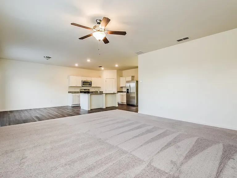 367 Greenwalk Pl — Photo 10
