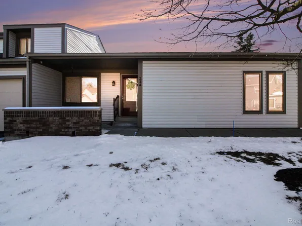 114 Conda Ln, Oxford, MI 48371