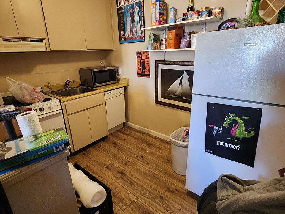 1st image of 2450 Lymbery St APT 211