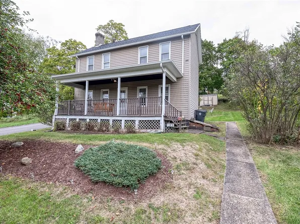 135 High St, Imperial, PA 15126