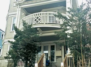 127 King St FLOOR 2, Dorchester, MA 02122