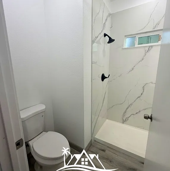 De Armond Pl — Photo 8