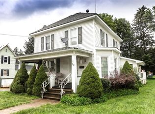 33 Maple Ave, Gowanda, NY 14070