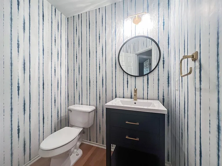 7521 Peabody Dr — Photo 22