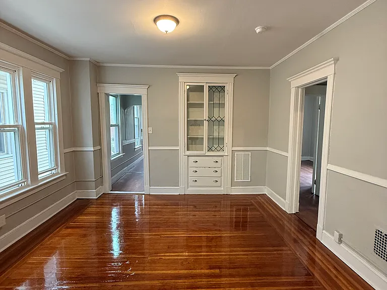 504 Winthrop Ave #B — Photo 5