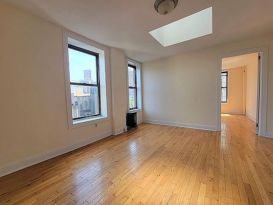 2nd image of 26 E 105th St APT 5D