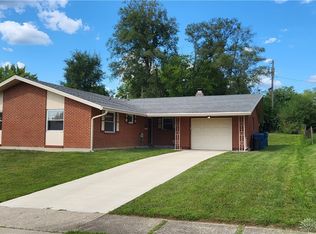 7007 Cliffstone Dr, Huber Heights, OH 45424