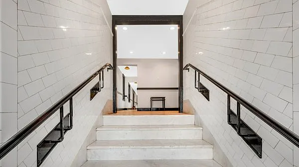 1 bed, $995 — Photo 3