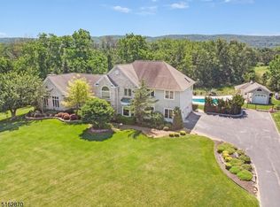 3 Stone Bridge Dr, Andover, NJ 07821