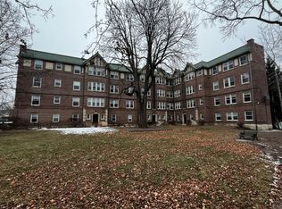 Kenilworth Apartments, Downers Grove, IL 60515