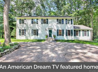 165 Stella Ln, Fairfield, CT 06824