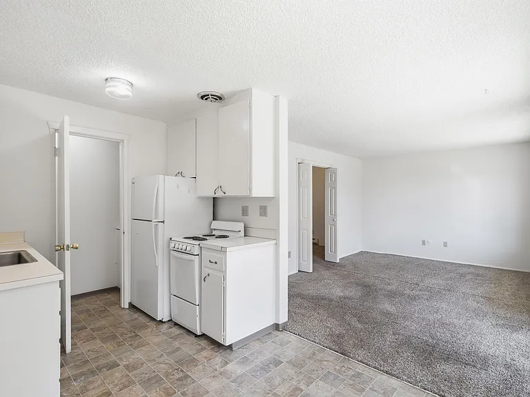 22405 30th Ave S #104 — Photo 7