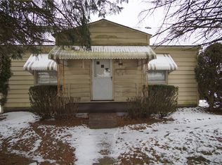 960 Burtner Rd, Natrona Heights, PA 15065