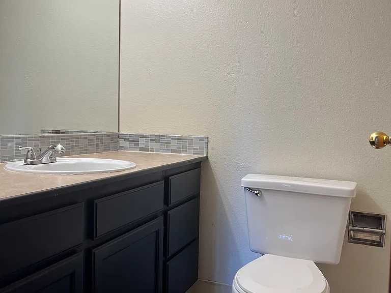 Hallway bath room with tub