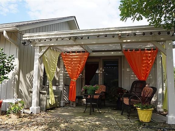 5th image of 32957 Woodstone Cir