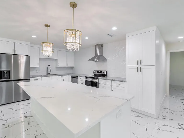 6031 Macbeth Ln — Photo 8
