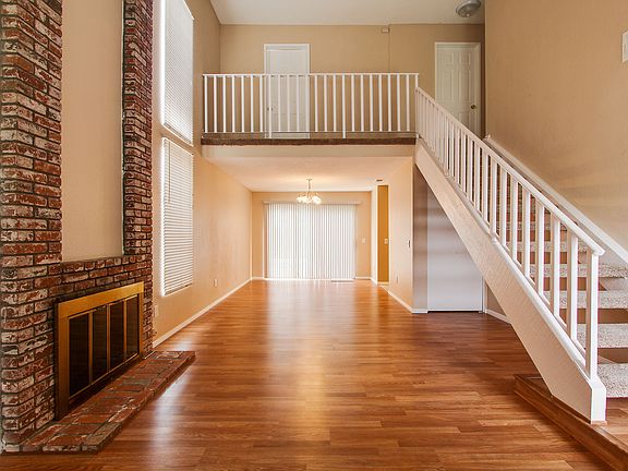 5th image of 14351 Parkwood Dr