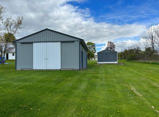 3 Loredon Dr, Millport, NY 14864