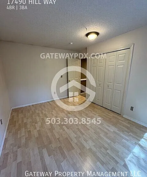 17490 Hill Way — Photo 29