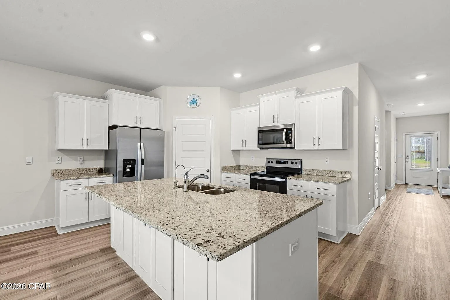 4 bed, 1812 sqft, $2,395 — Photo 2