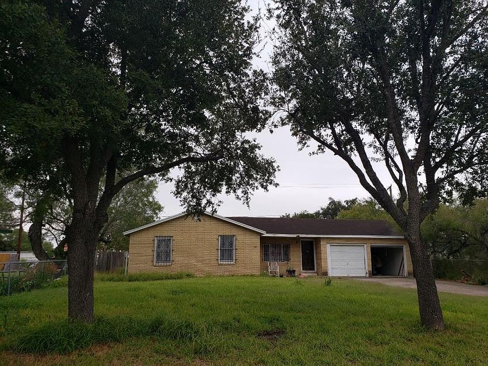 1st image of 1238 E Kleberg Ave