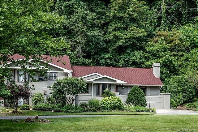 1st image of 119 Willow Lake Dr