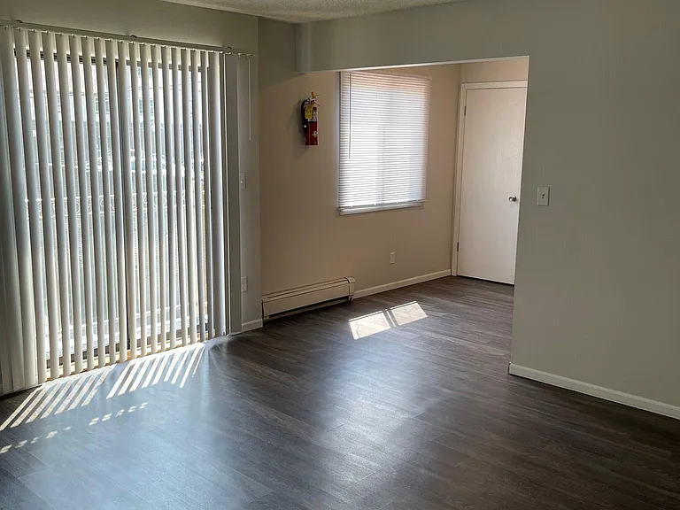 444 S Johnson St #4 — Photo 5