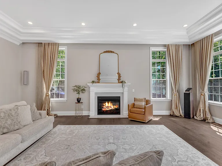 7304 Hasentree Club Dr — Photo 25