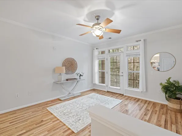 527 Weather Ridge Ln #11, Cary, NC 27513