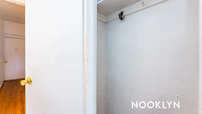 Rented by Nooklyn NYC LLC | media 16