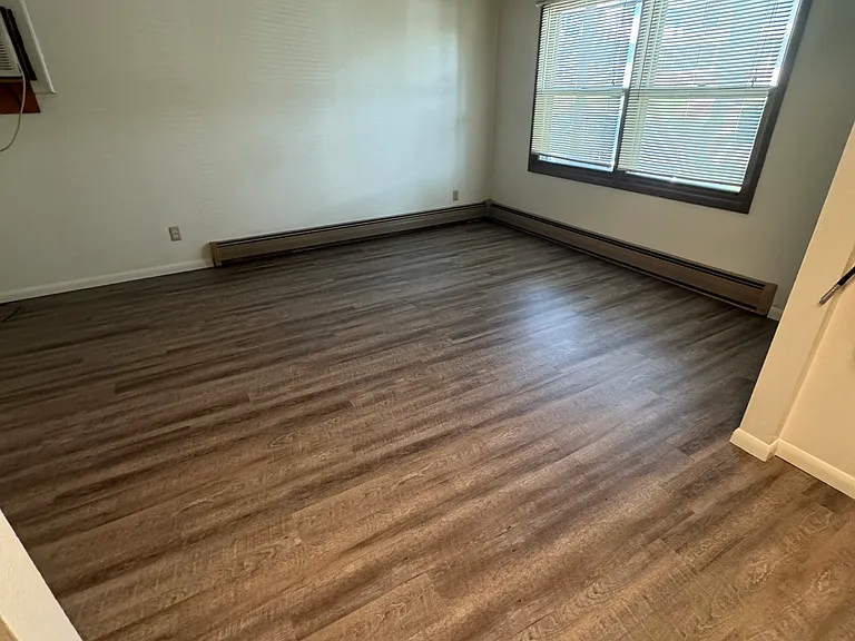 429 N Gilbert St — Photo 6
