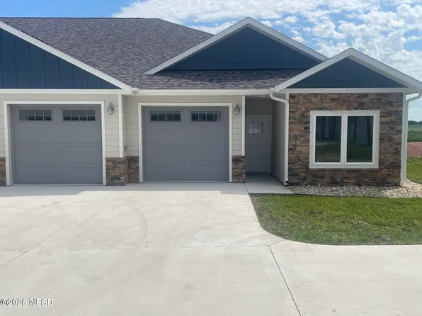 525 54th St NW #3 & 4, Watertown, SD 57201
