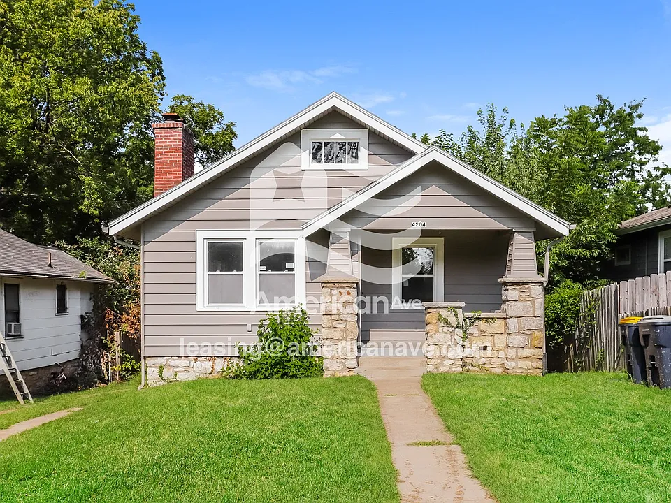 4204 Monroe Ave