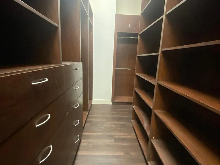407 Jordan Dr — Photo 30