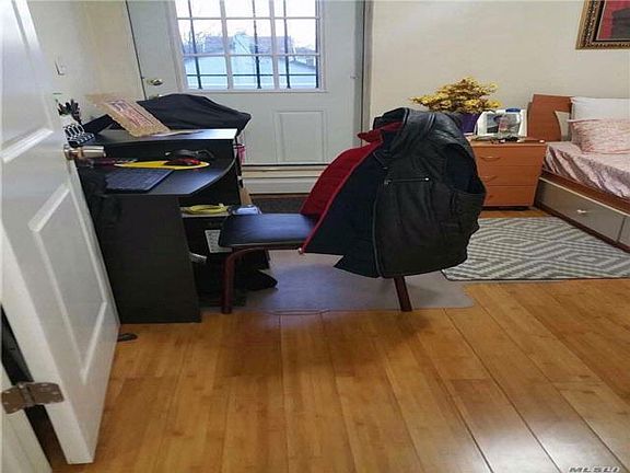 2nd image of 15537 115th Ave #2