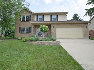 9511 Falcon Ln, Mason, OH 45040