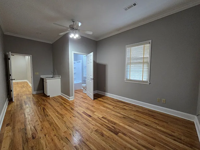 900 Race Track Rd — Photo 16