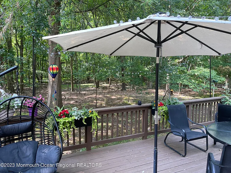 19 Painted Wagon Rd — Photo 2