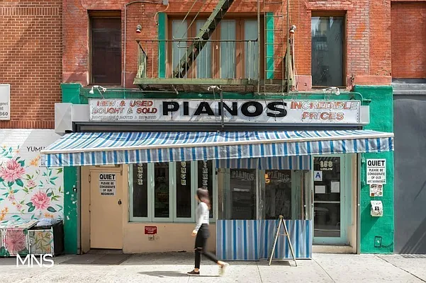 Rented by MNS Marketing | media 22