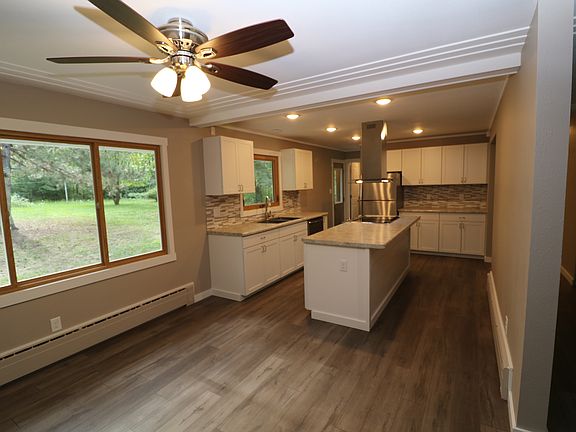4th image of 7402 Donnywood Cir E