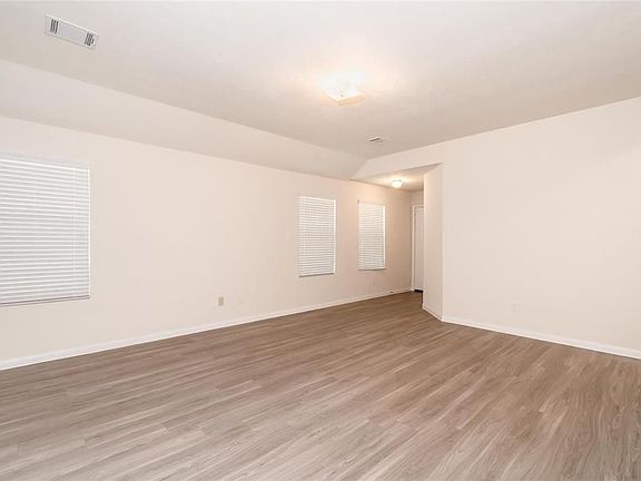 5th image of 5431 Latta Plantation Dr