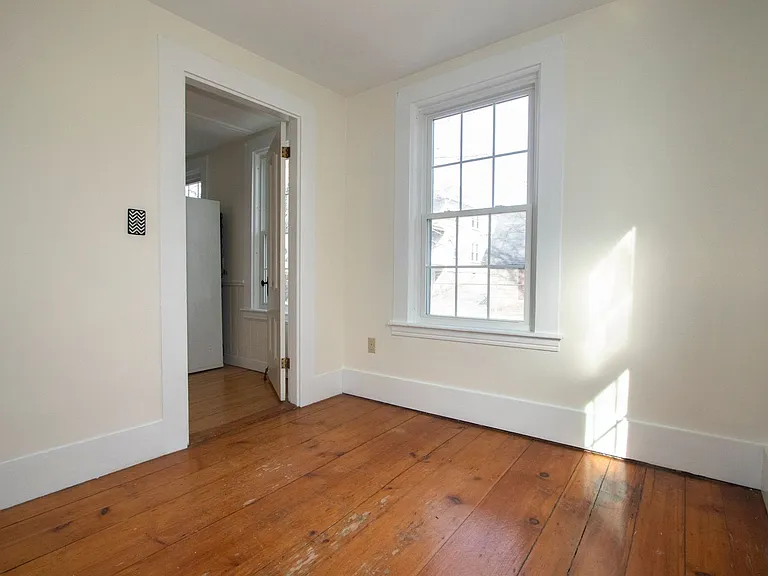 19 FIRST — Photo 30