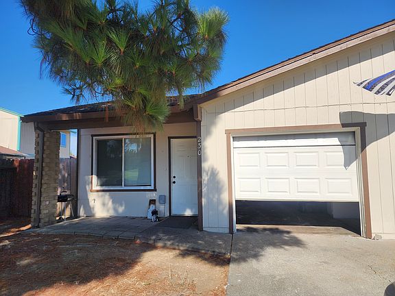 2nd image of 230 Bel Air Dr #230
