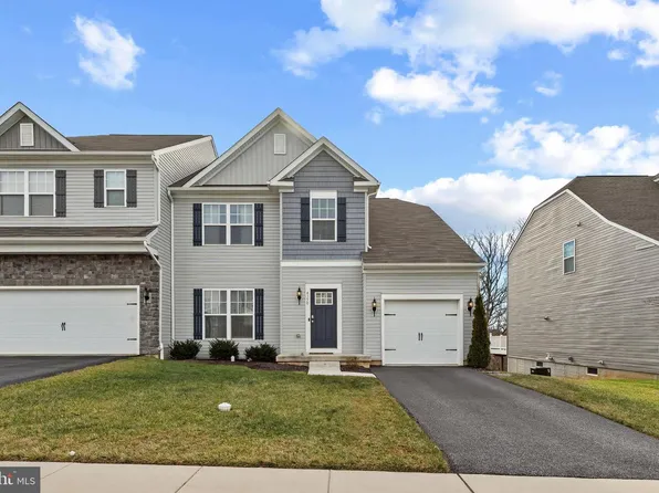 4350 Blackburn Dr, Stewartstown, PA 17363