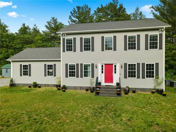 454 Willie Woodhead Rd, Glocester, RI 02814