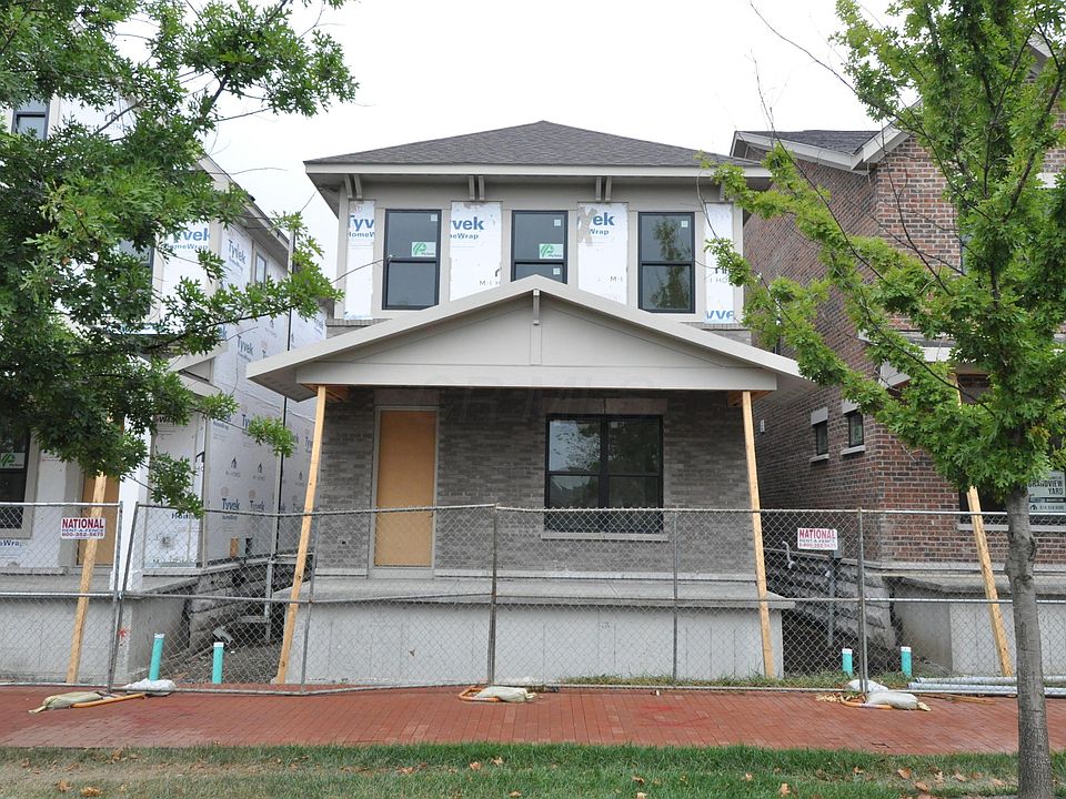 1st image of 948 W 1st Ave Lot 76