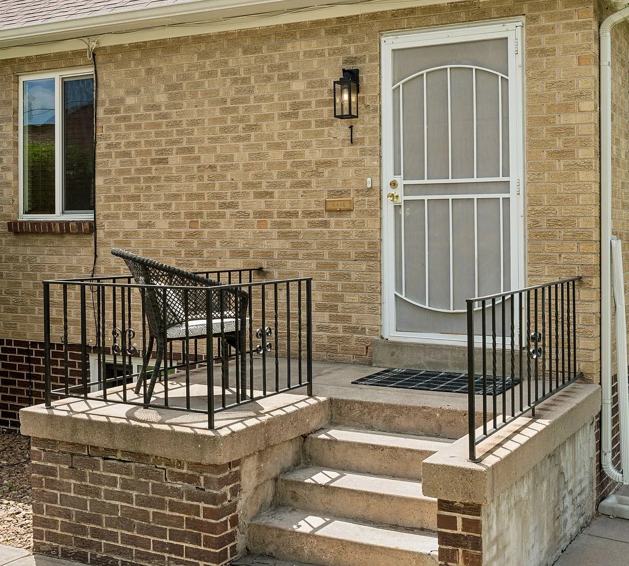 2 bed, 798 sqft, $2,495 — Photo 2