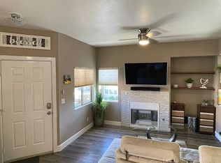 251 S Green Valley Pkwy, Henderson, NV 89012