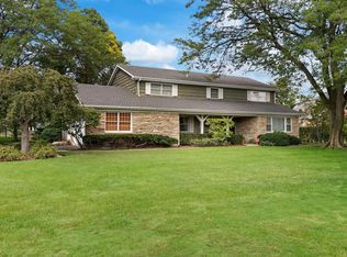 2289 Post Rd, Northbrook, IL 60062